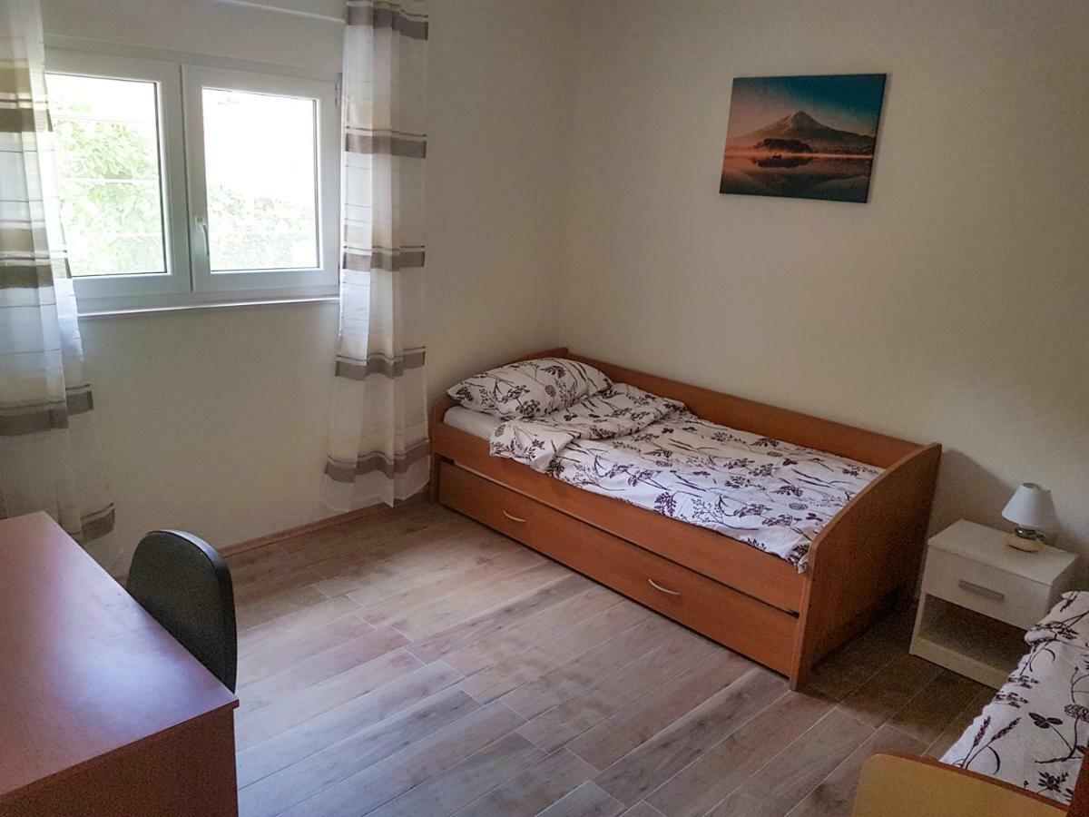 Apartment Drago Kaštela Екстериор снимка