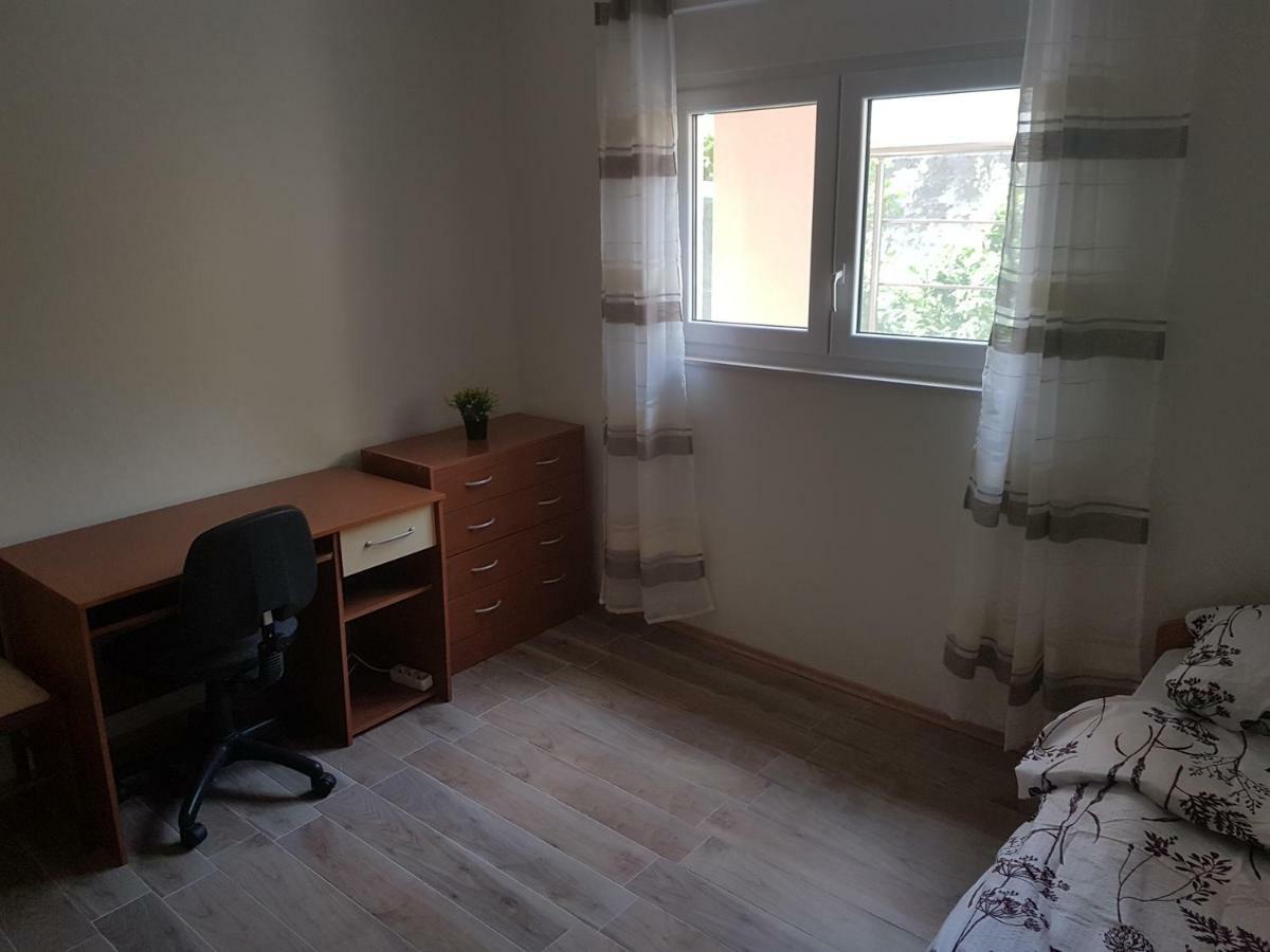 Apartment Drago Kaštela Екстериор снимка